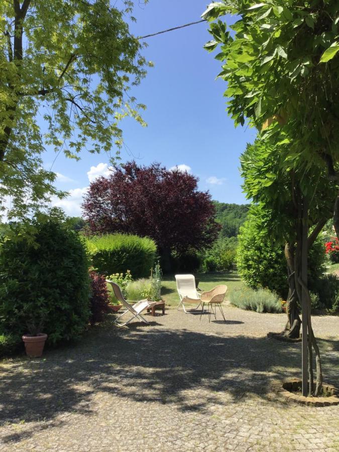 Sotto La Luna Bruna B&B Cocconato Kültér fotó